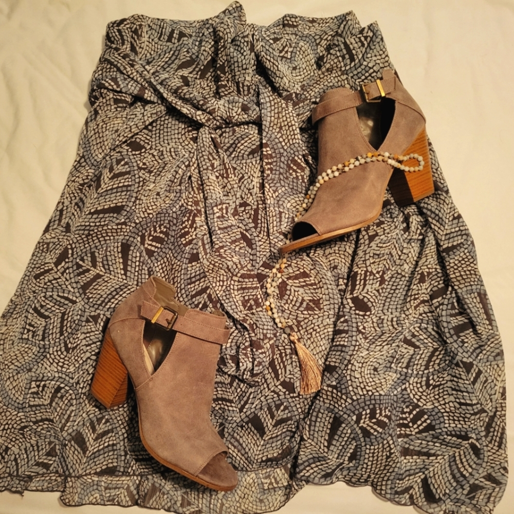 Feminine tie waist chiffon skirt by Ninety XL